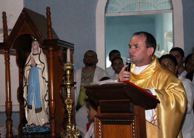 Padre Genildo Herculano Assume Paróquia Nossa Senhora De Lourdes Em